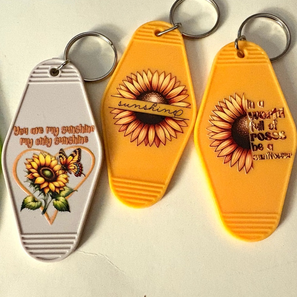 Sunflower Keychain - Picture 2 of 6